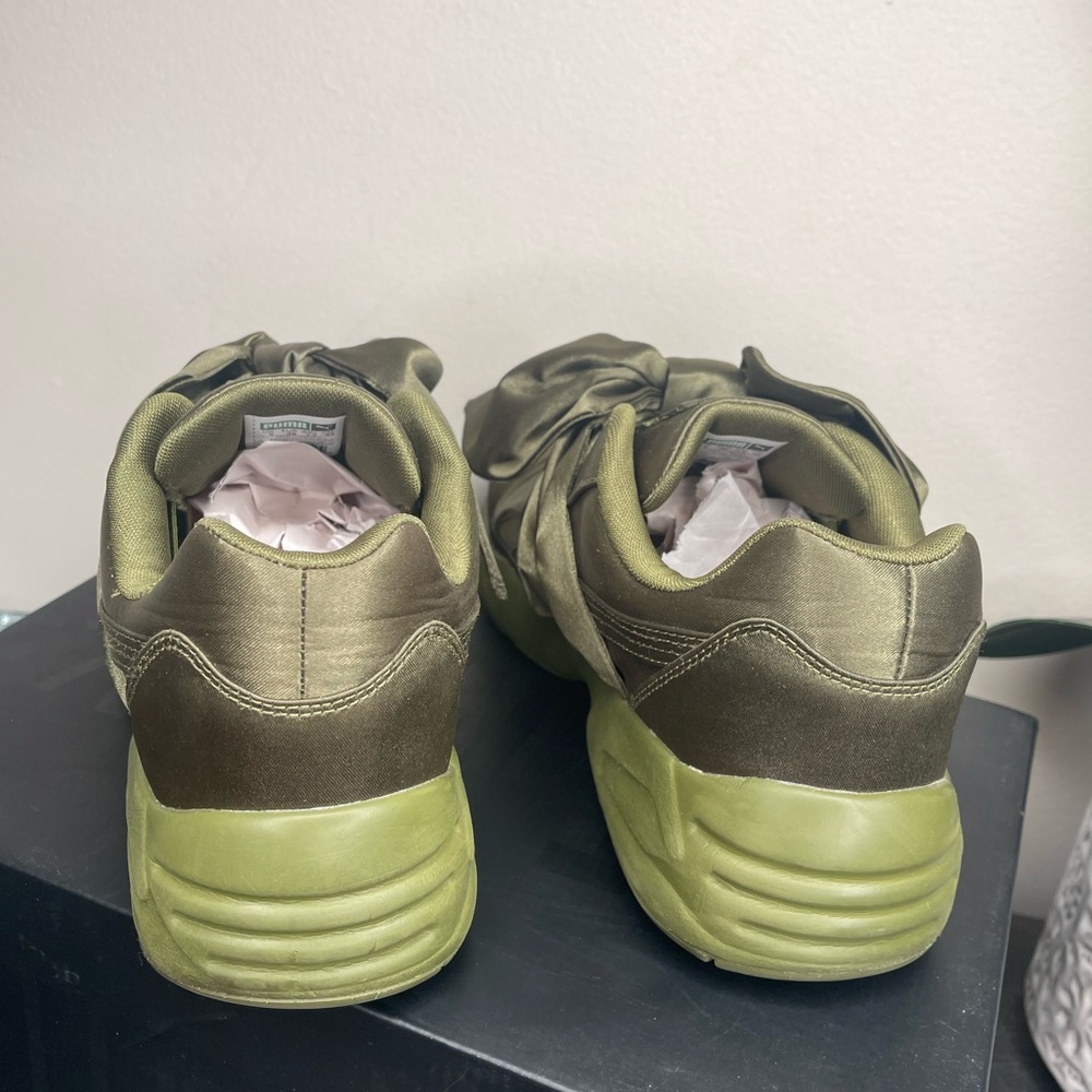 Puma x Fenty By Rihanna Bow Sneaker Olive Branch - Picture 7 of 14